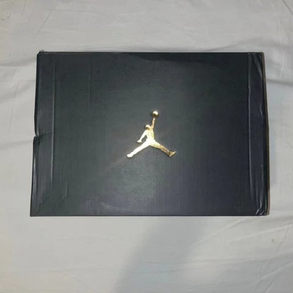 Jordan 11 carousel